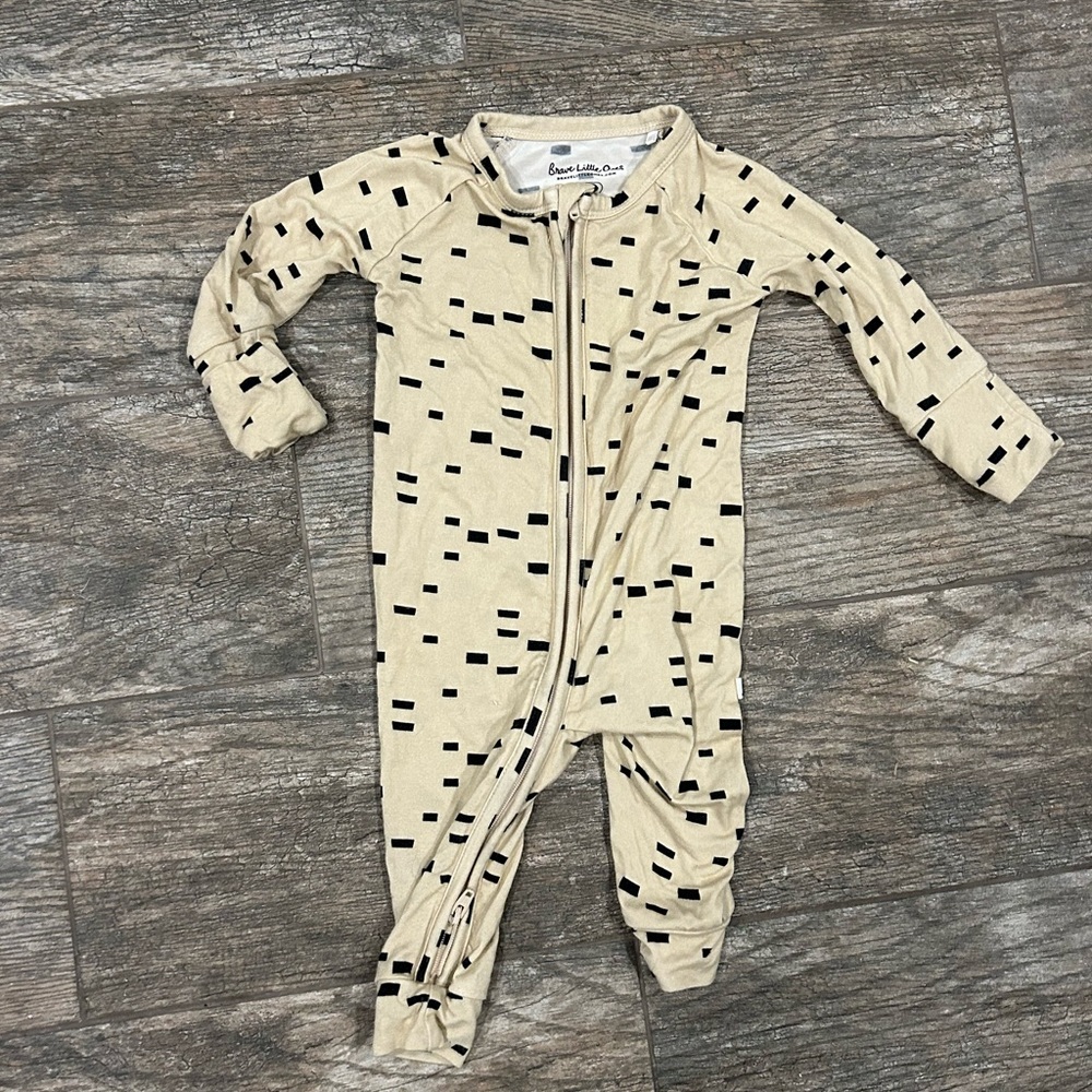 Brave Little Ones bamboo pajamas 0-3 months